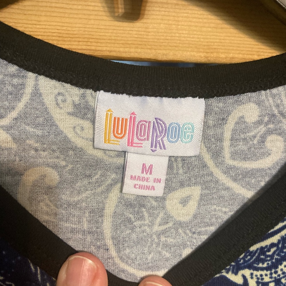 Lularoe Sz Medium Randy - Picture 2 of 4
